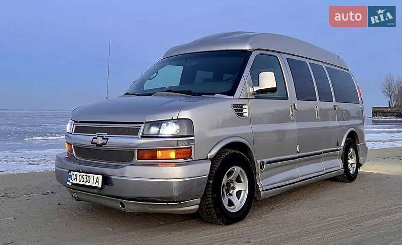Минивэн Chevrolet Express 2008 в Черкассах