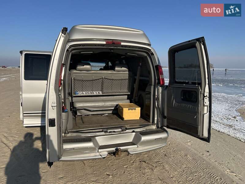Минивэн Chevrolet Express 2008 в Черкассах