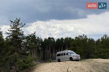 Минивэн Chevrolet Express 2008 в 