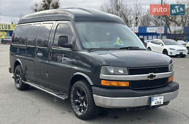 Мінівен Chevrolet Express 2003 в Києві