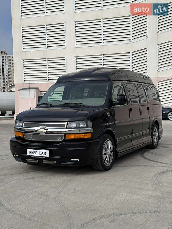 Мінівен Chevrolet Express 2013 в Одесі