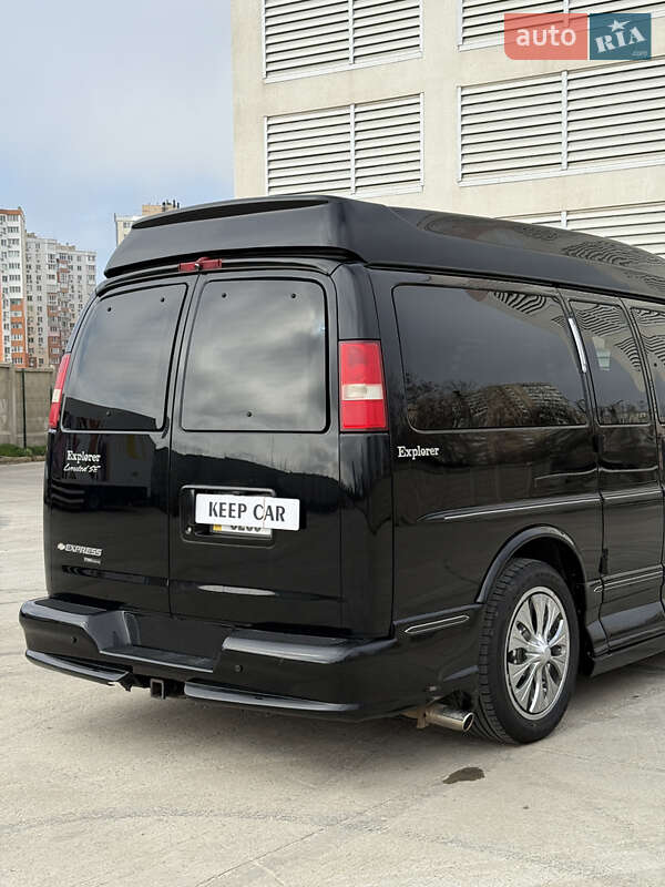 Мінівен Chevrolet Express 2013 в Одесі