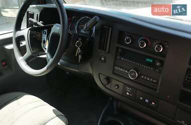 Грузовой фургон Chevrolet Express 2021 в Киеве