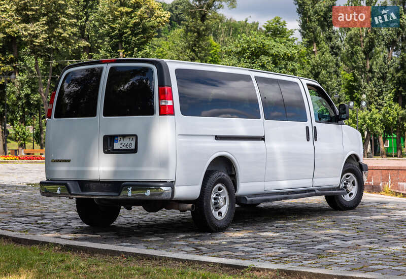 Минивэн Chevrolet Express 2018 в Киеве фото 14 Минивэн Chevrolet Express 2018 в Киеве