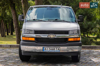 Минивэн Chevrolet Express 2018 в 