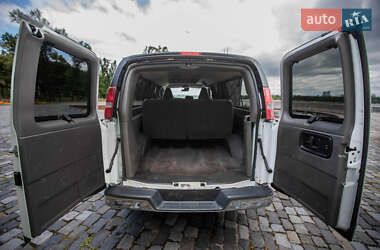 Минивэн Chevrolet Express 2018 в 