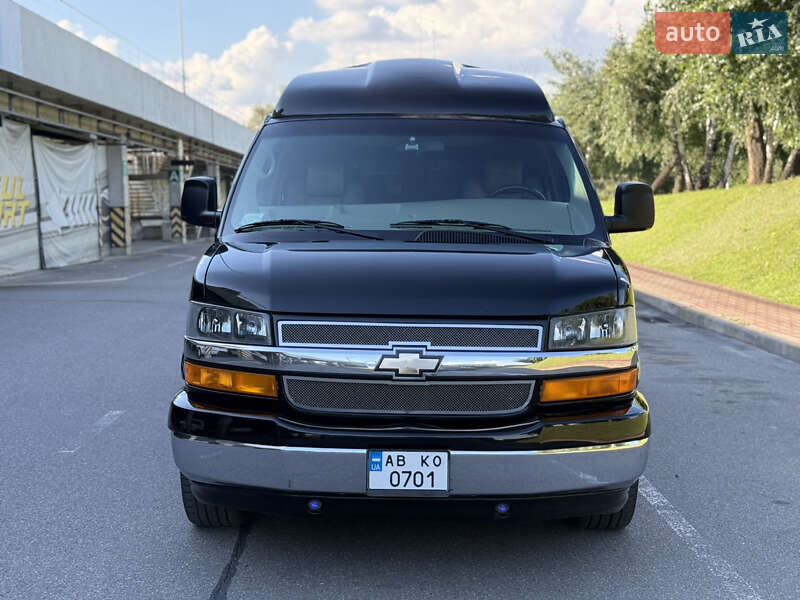 Минивэн Chevrolet Express 2012 в Киеве