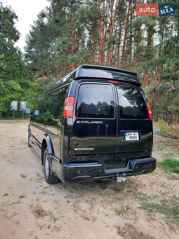 Мінівен Chevrolet Express 2017 в Світловодську фото 9 Мінівен Chevrolet Express 2017 в Світловодську