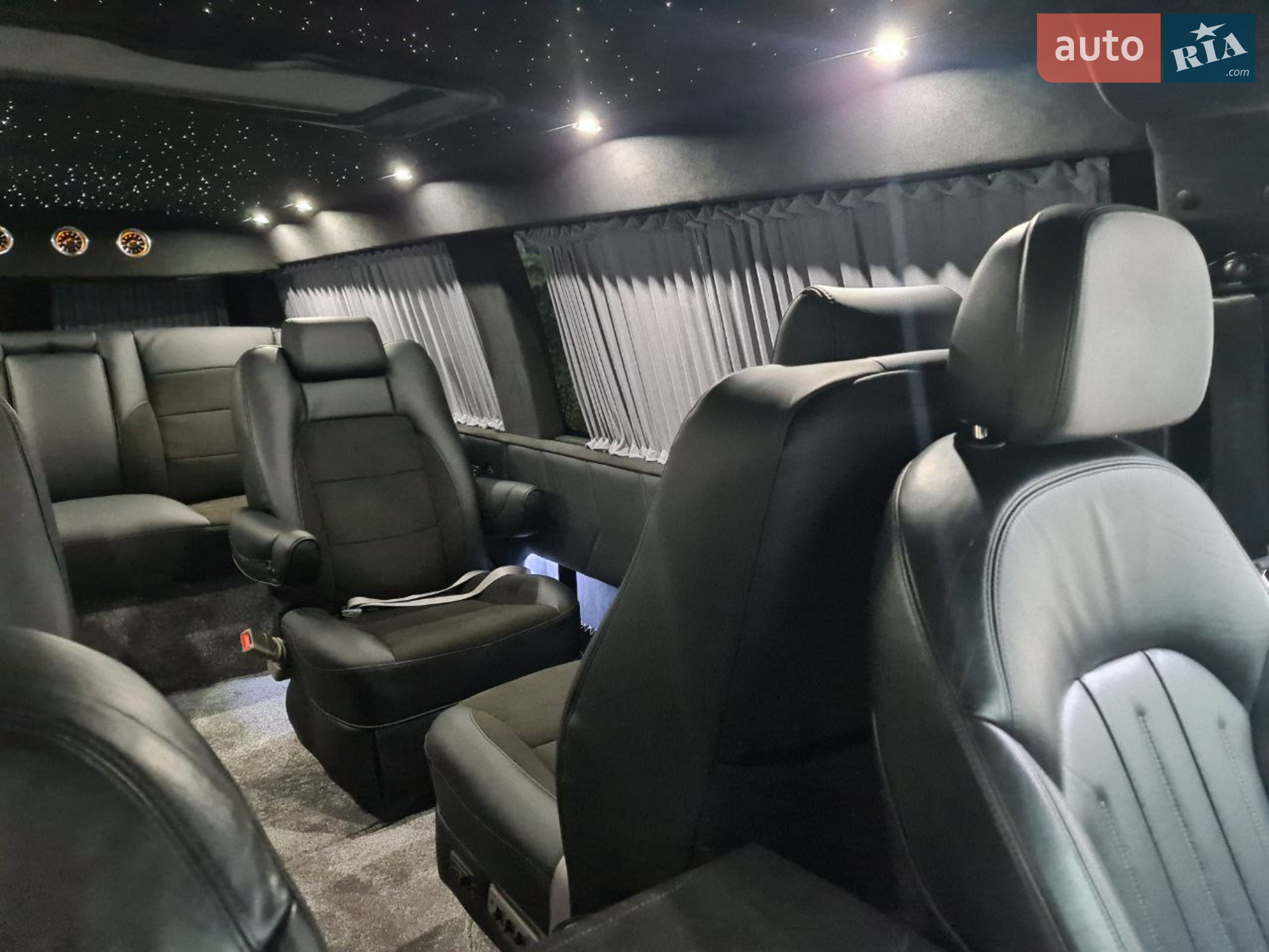 2017 Chevrolet Express - мініатюра 22