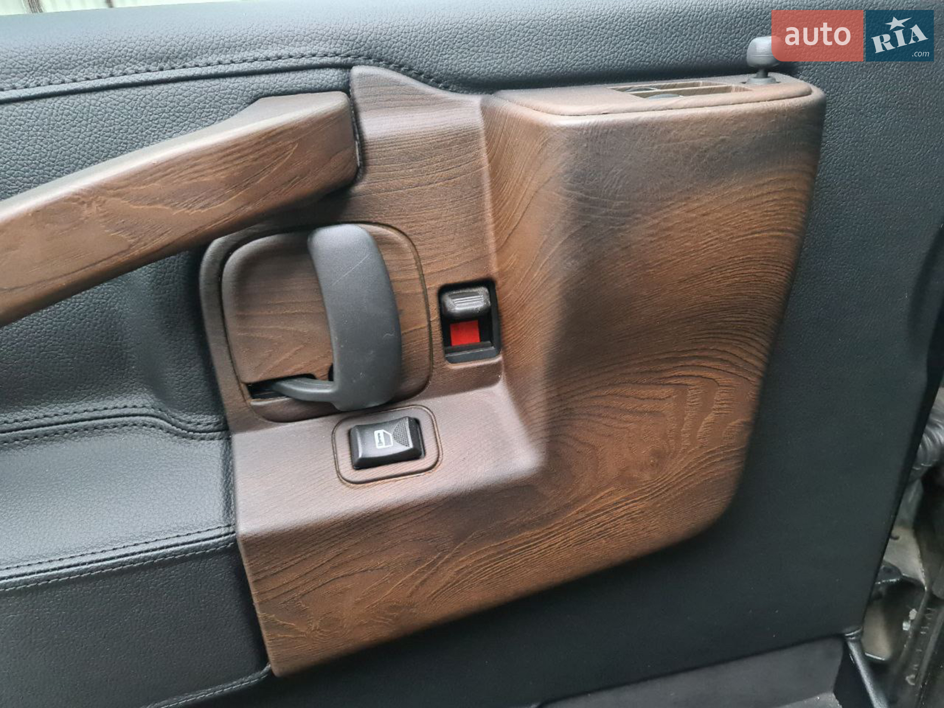 2017 Chevrolet Express - мініатюра 29