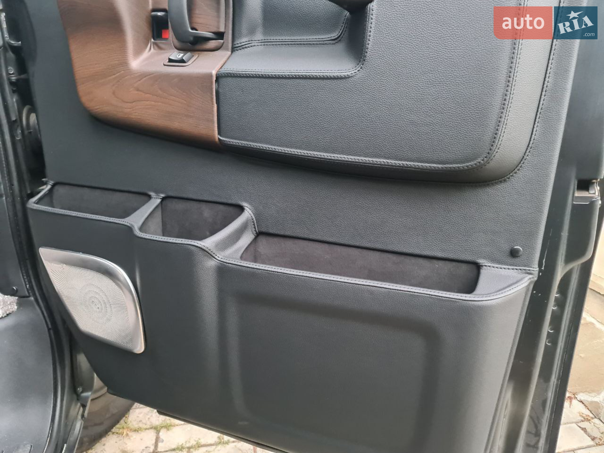2017 Chevrolet Express - мініатюра 33