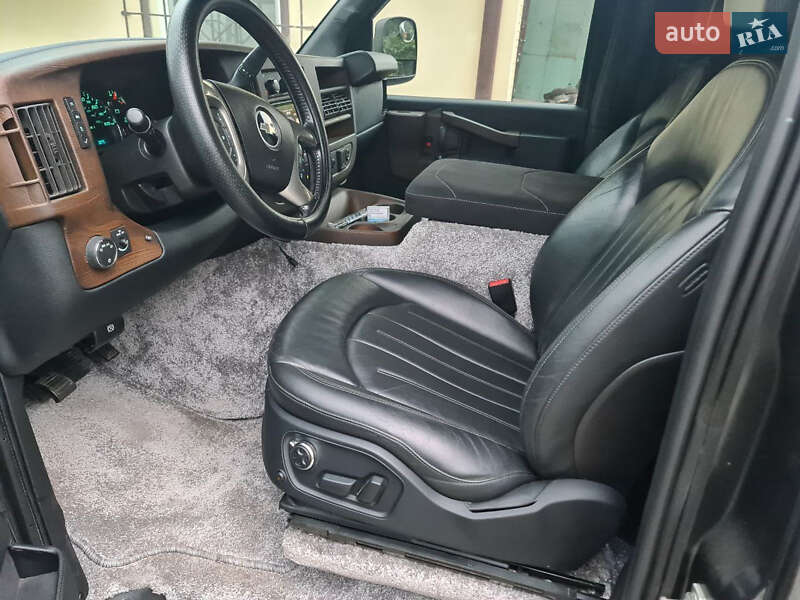 Минивэн Chevrolet Express 2017 в Днепре фото 43 Минивэн Chevrolet Express 2017 в Днепре