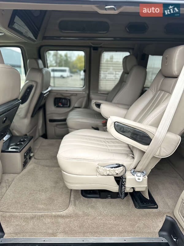 Мінівен Chevrolet Express 2012 в Києві