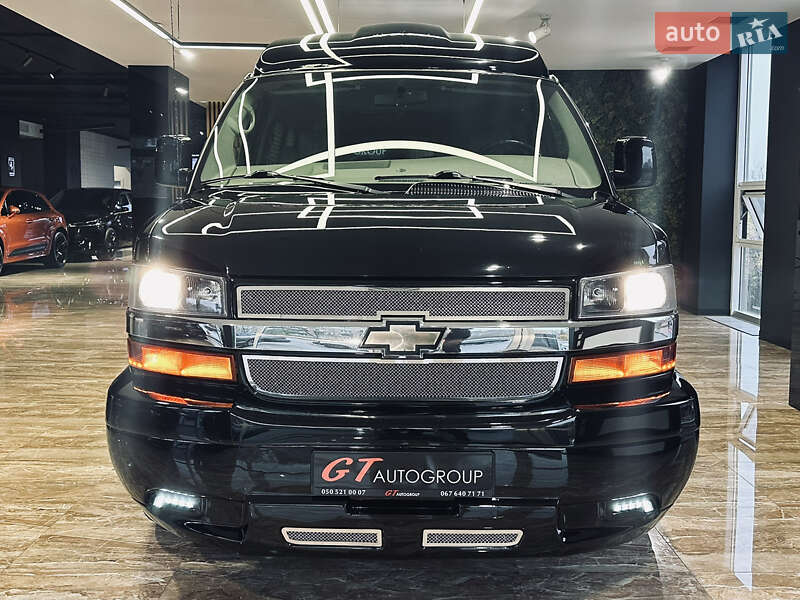 Минивэн Chevrolet Express 2013 в Киеве фото 2 Минивэн Chevrolet Express 2013 в Киеве