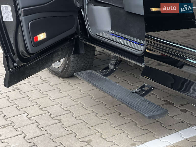 Мінівен Chevrolet Express 2022 в Києві фото 13 Мінівен Chevrolet Express 2022 в Києві