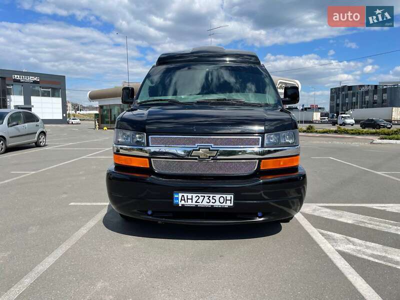 Минивэн Chevrolet Express 2011 в Киеве