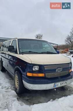 Минивэн Chevrolet Express 2004 в Киеве