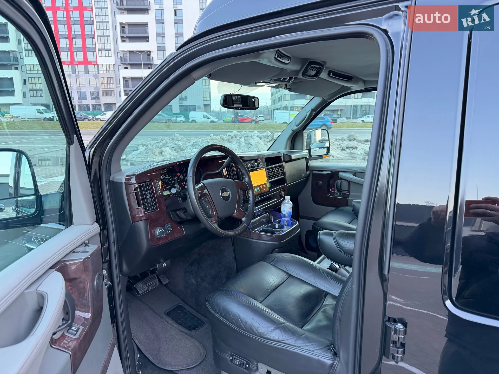 2010 Chevrolet Express - мініатюра 27