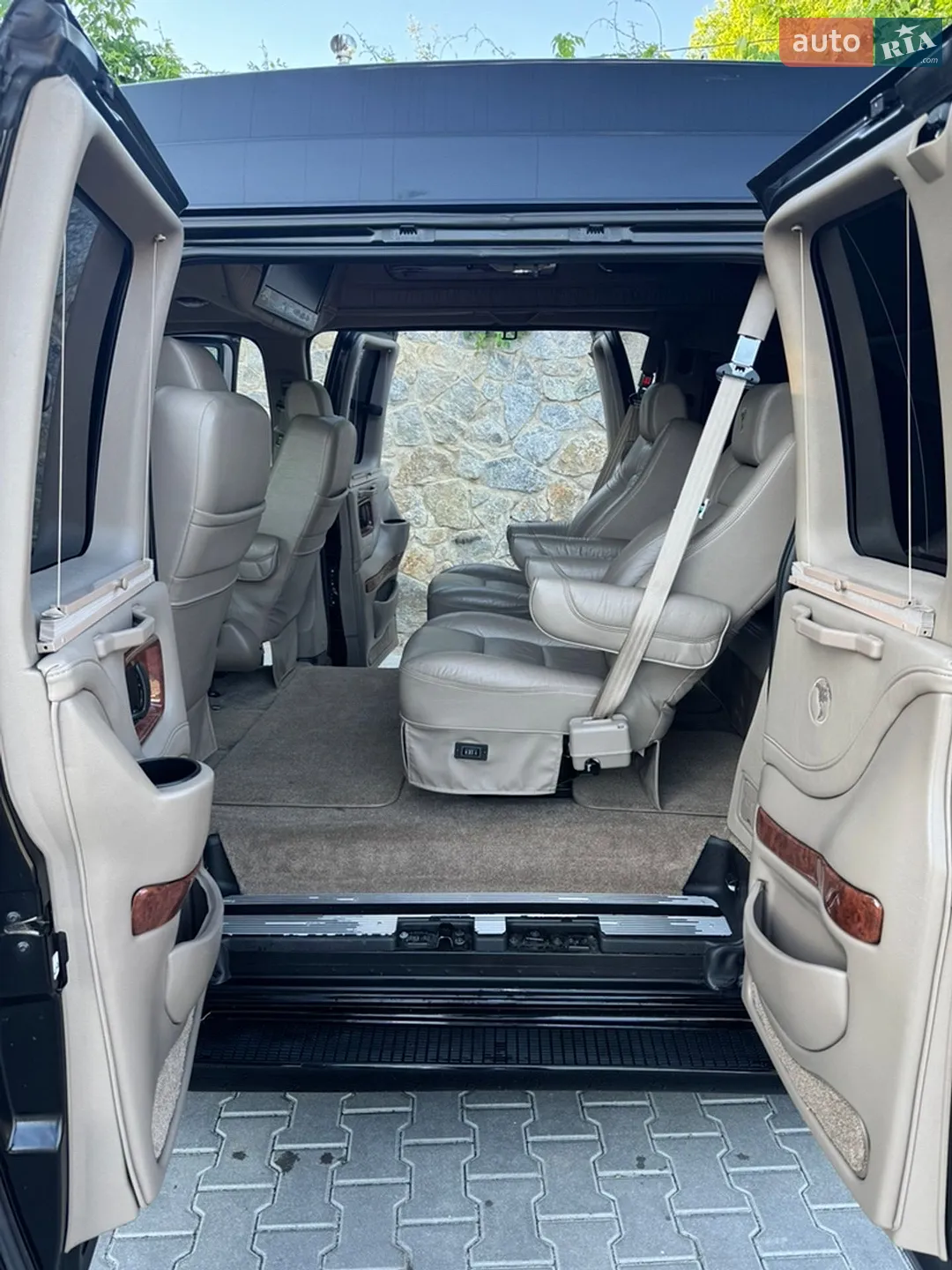 2012 Chevrolet Express - мініатюра 10