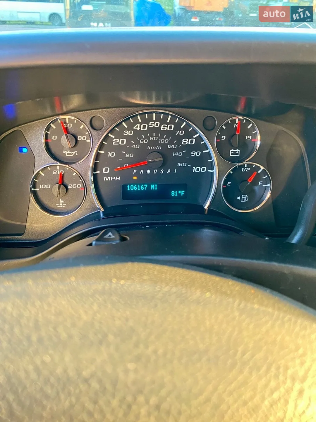 2010 Chevrolet Express - мініатюра 23