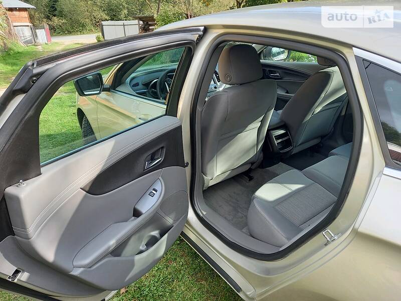 Седан Chevrolet Impala 2013 в Косове