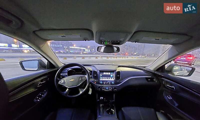 Седан Chevrolet Impala 2016 в Києві