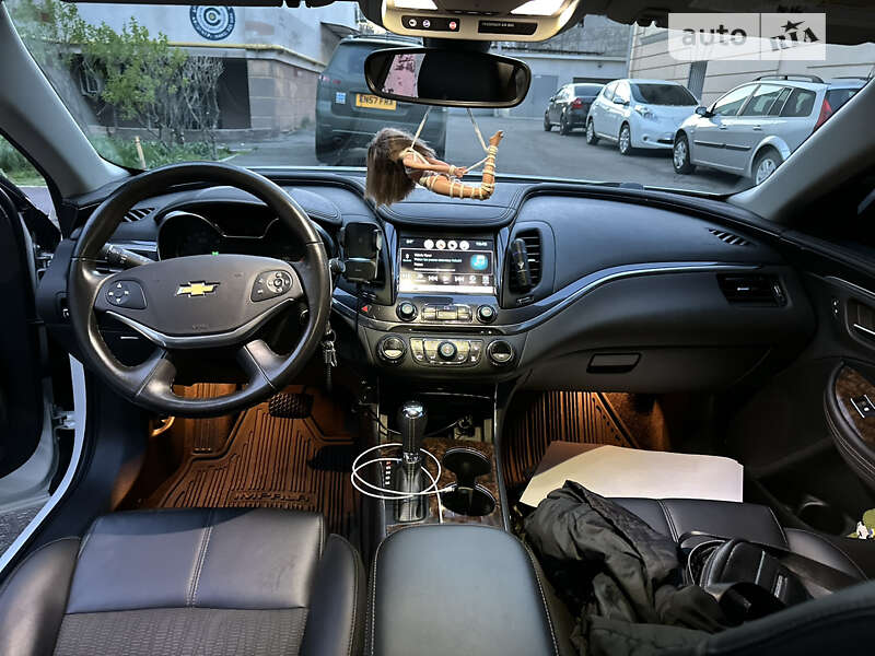 Седан Chevrolet Impala 2014 в Одесі