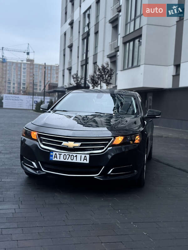 Седан Chevrolet Impala 2013 в Івано-Франківську