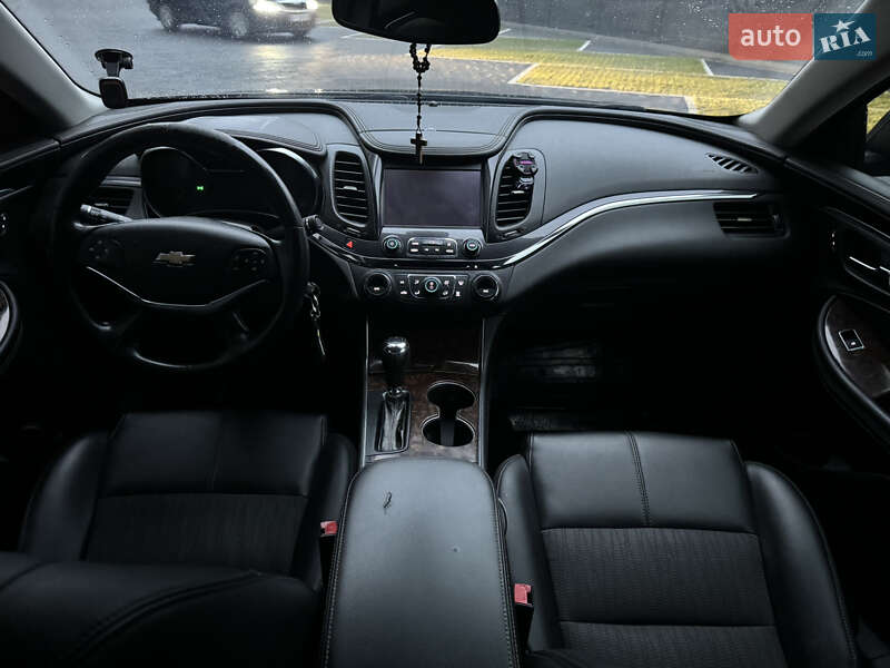 Седан Chevrolet Impala 2013 в Івано-Франківську