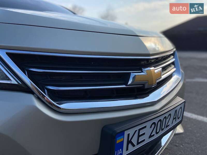 Седан Chevrolet Impala 2013 в Днепре