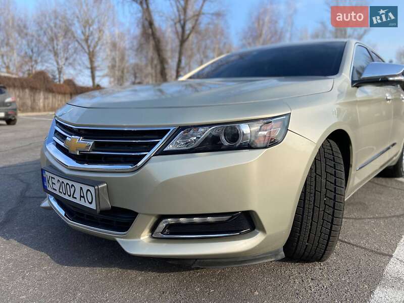 Седан Chevrolet Impala 2013 в Днепре