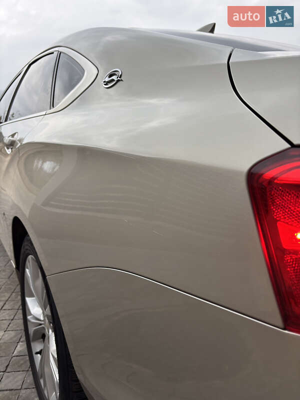 Седан Chevrolet Impala 2015 в Одессе