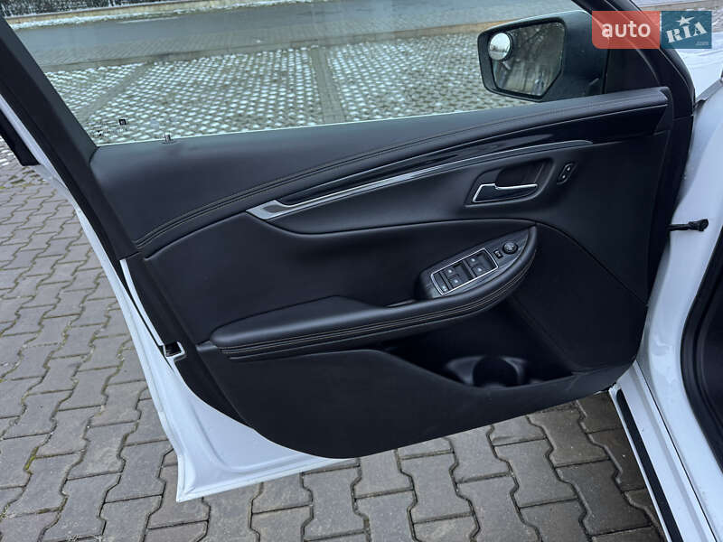 Седан Chevrolet Impala 2018 в Івано-Франківську