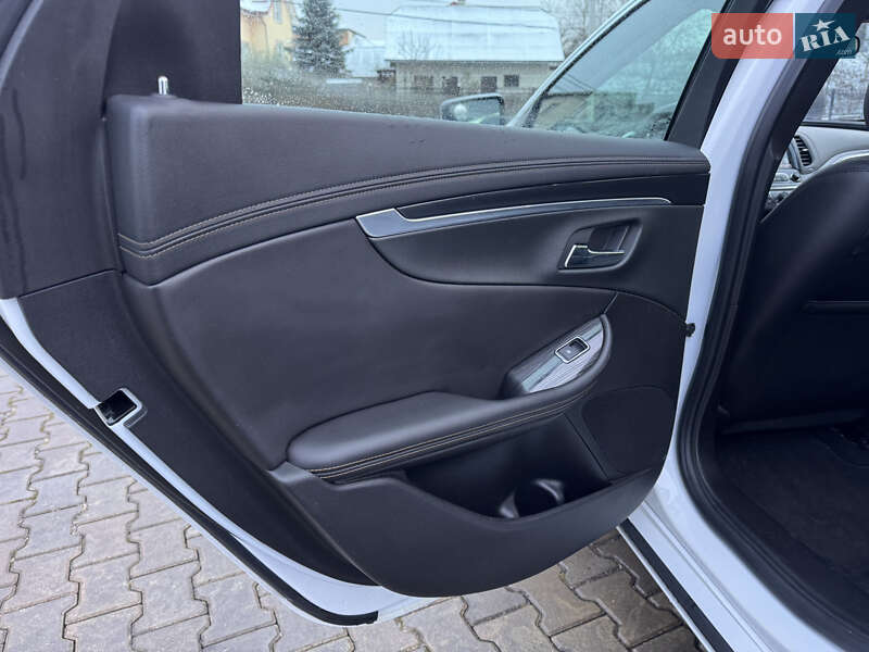 Седан Chevrolet Impala 2018 в Івано-Франківську