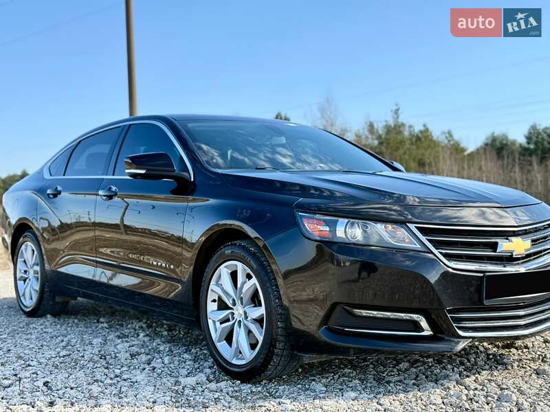 Седан Chevrolet Impala 2018 в Львове