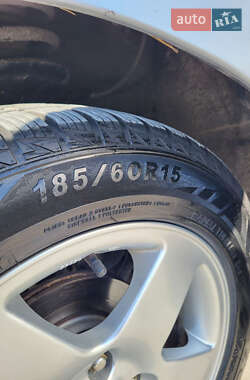 Хетчбек Chevrolet Kalos 2006 в 