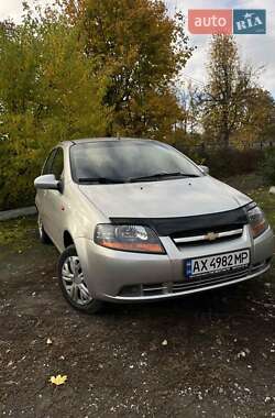 Хэтчбек Chevrolet Kalos 2006 в 