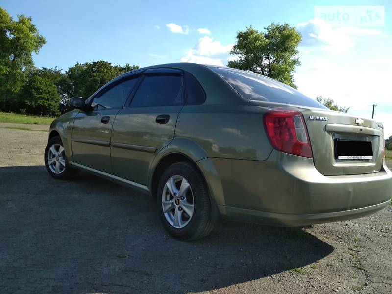 Седан Chevrolet Lacetti 2004 в Ровно