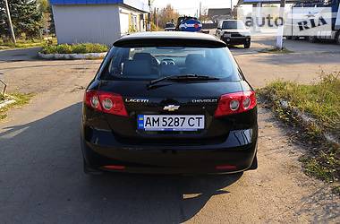 Хэтчбек Chevrolet Lacetti 2005 в Бердичеве