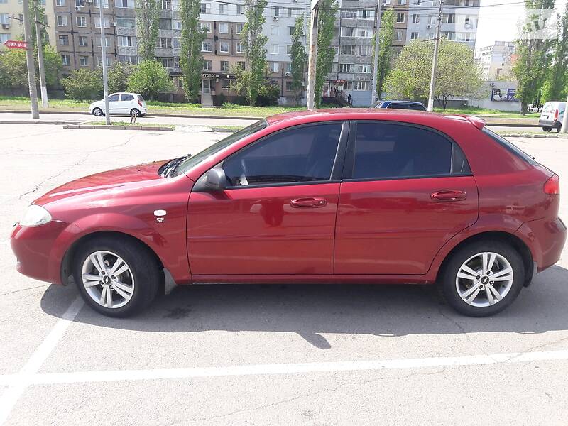 Хэтчбек Chevrolet Lacetti 2006 в Николаеве