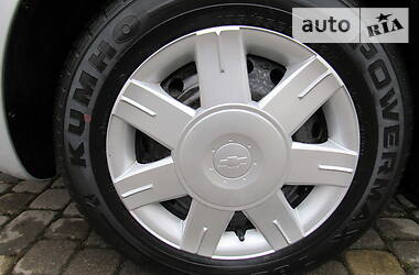 Хетчбек Chevrolet Lacetti 2005 в 