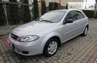Хетчбек Chevrolet Lacetti 2005 в 