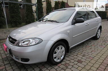 Хетчбек Chevrolet Lacetti 2005 в 