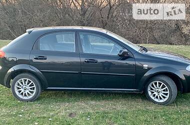 Хетчбек Chevrolet Lacetti 2007 в 