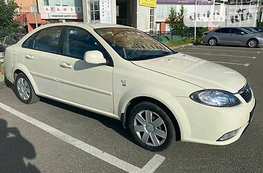 Седан Chevrolet Lacetti 2015 в 