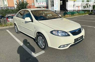 Седан Chevrolet Lacetti 2015 в 