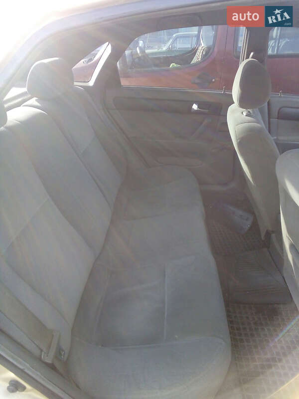 Седан Chevrolet Lacetti 2006 в Виннице