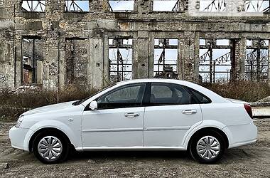 Седан Chevrolet Lacetti 2012 в 