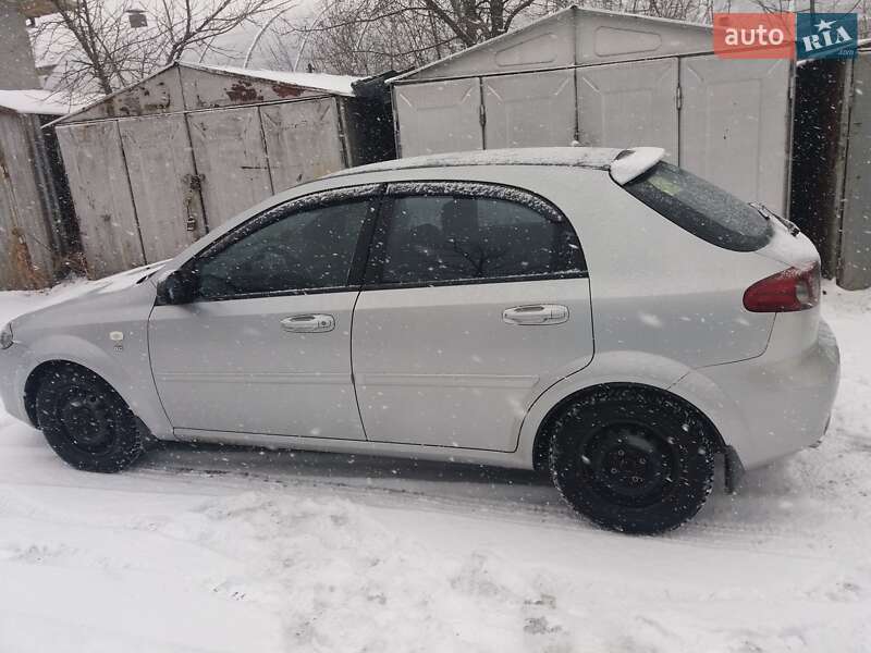 Хэтчбек Chevrolet Lacetti 2005 в Ивано-Франковске фото 18 Хэтчбек Chevrolet Lacetti 2005 в Ивано-Франковске