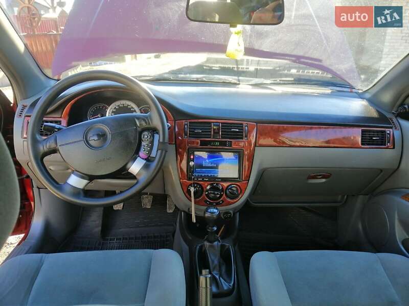 Седан Chevrolet Lacetti 2005 в Локачах